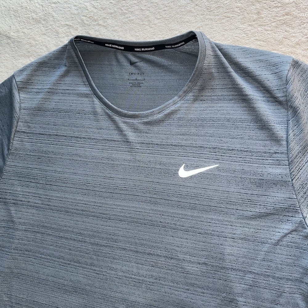 Nike Miler Dri-Fit Running T-Shirt Space Dye Heather Gray Swoosh Mens Large L